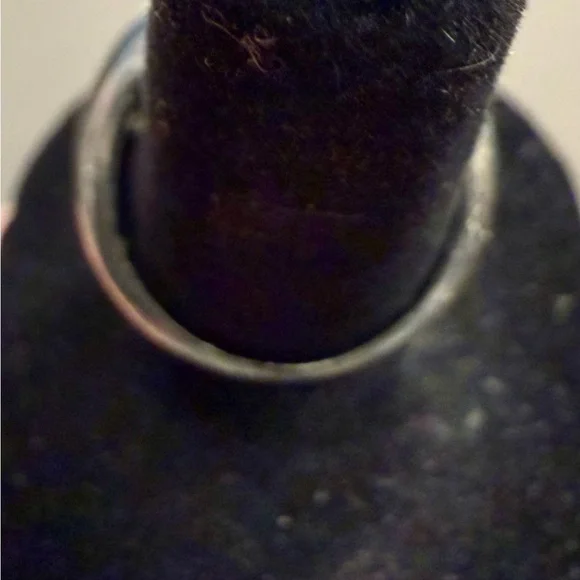 Ring - sz 7.25 - pink crystal stone w/rows of clear crystals - silver tone New - Picture 7 of 10